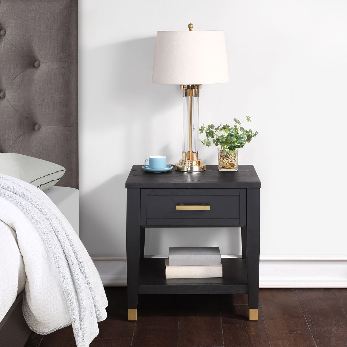 Yves - End Table - Black