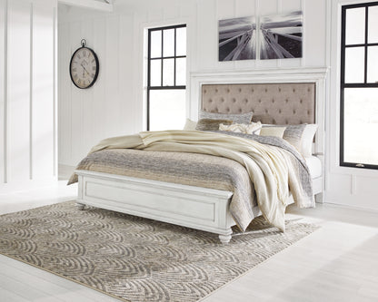 Kanwyn  Panel Bed