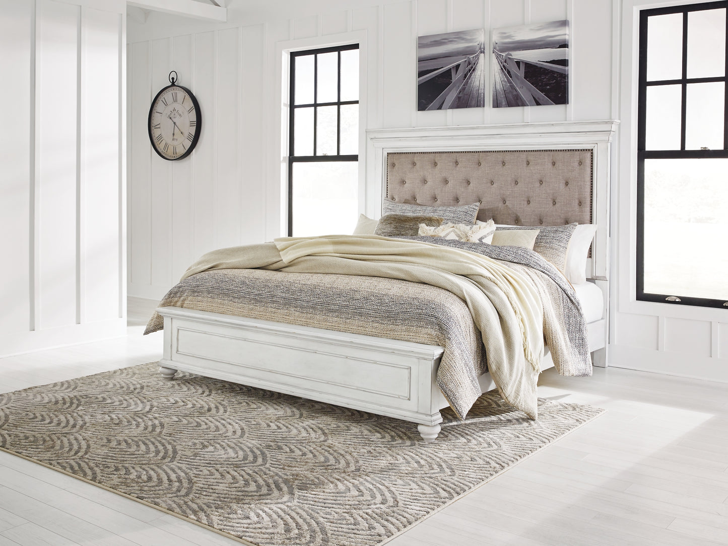 Kanwyn  Panel Bed