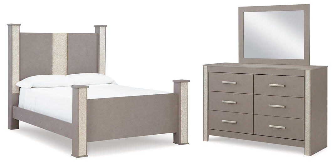 Surancha Queen Poster Bed with Mirrored Dresser